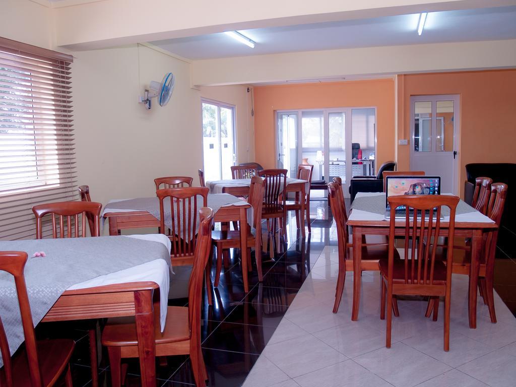 Mo Residence Pereybere Beach Exterior photo