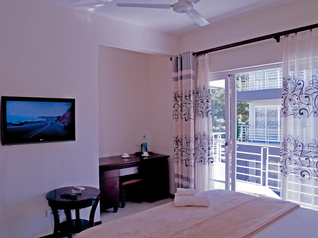 Mo Residence Pereybere Beach Exterior photo